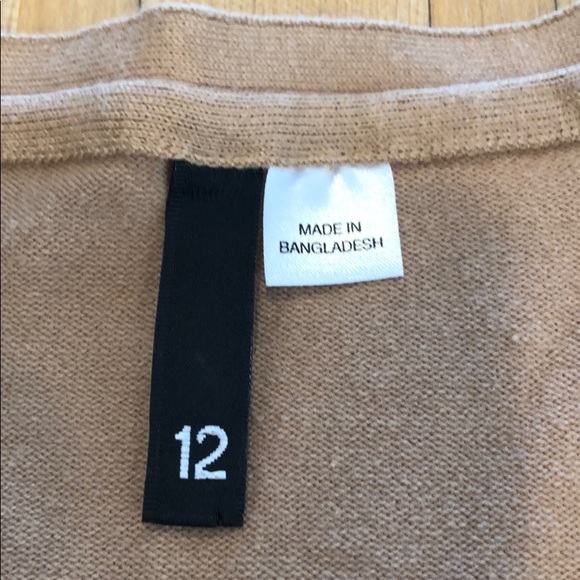 Cardigan - Picture 2 of 6